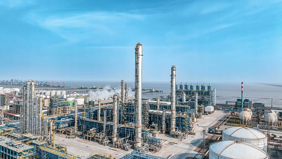 Oil refinery, chemical plant industrial buildings and equipment